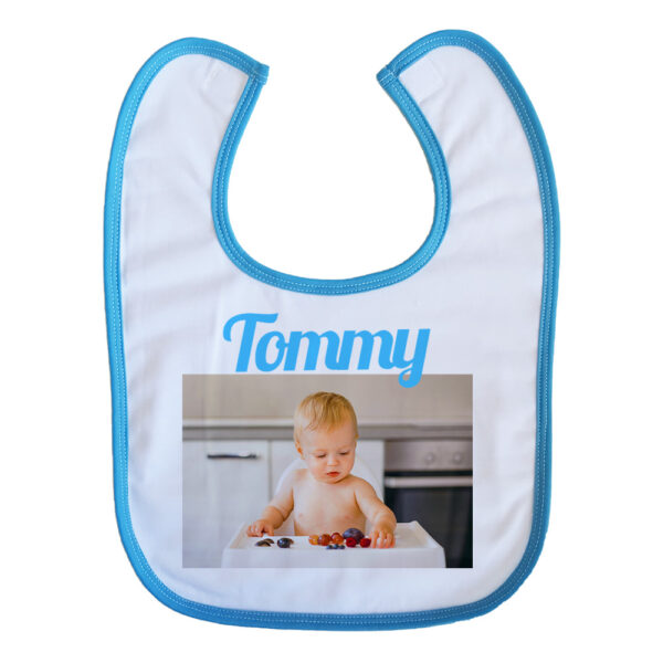 bavaglino personalizzato con bordo azzurro